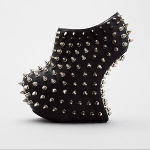 Jeffrey Campbell Shadow Stud Heel-Less Bootie